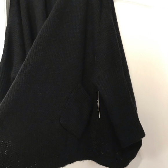 VERTIGO Black Oversized Wrap Cardigan Wool Bleed - Picture 2 of 7